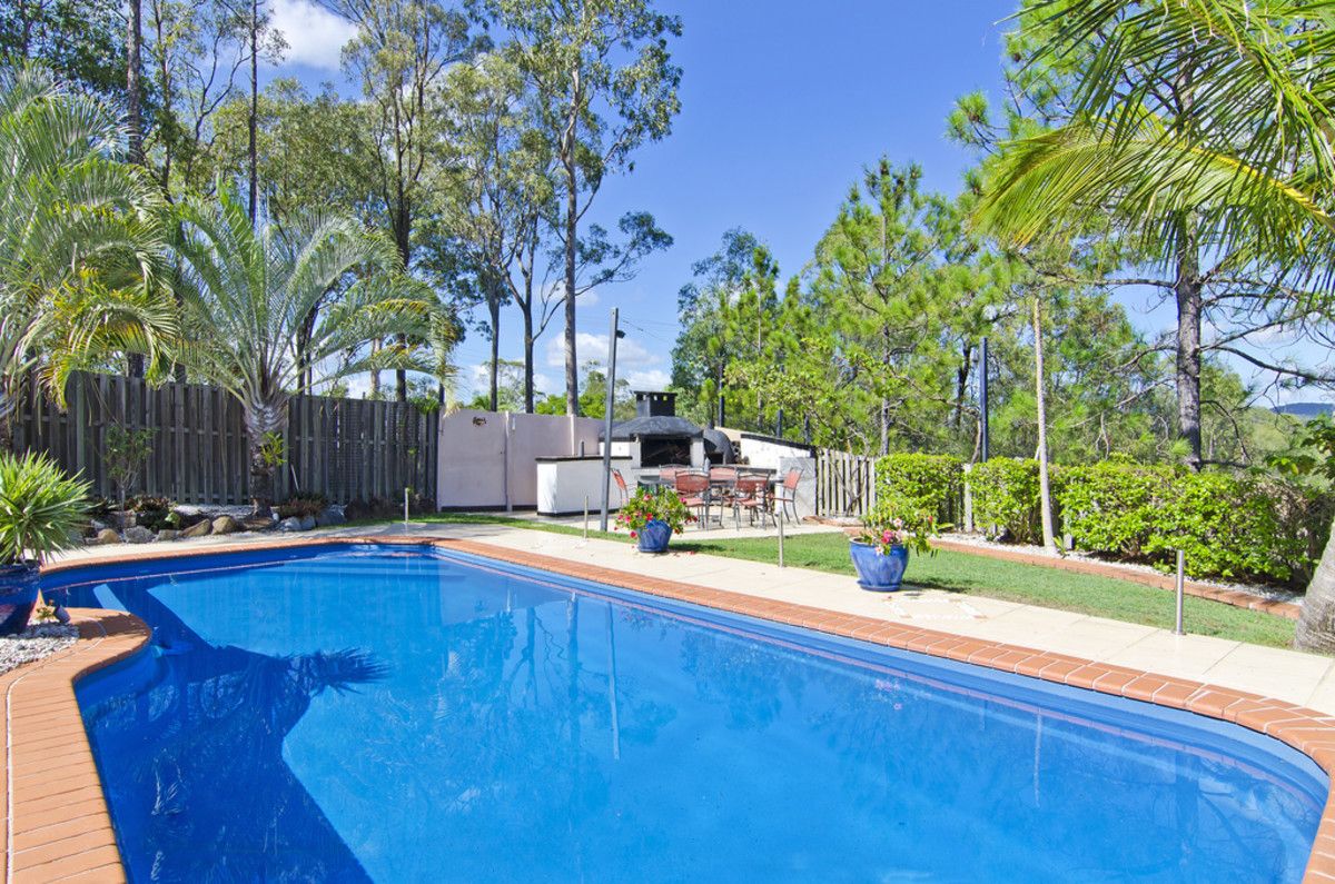 32 Austral Crescent, Pacific Pines QLD 4211, Image 0