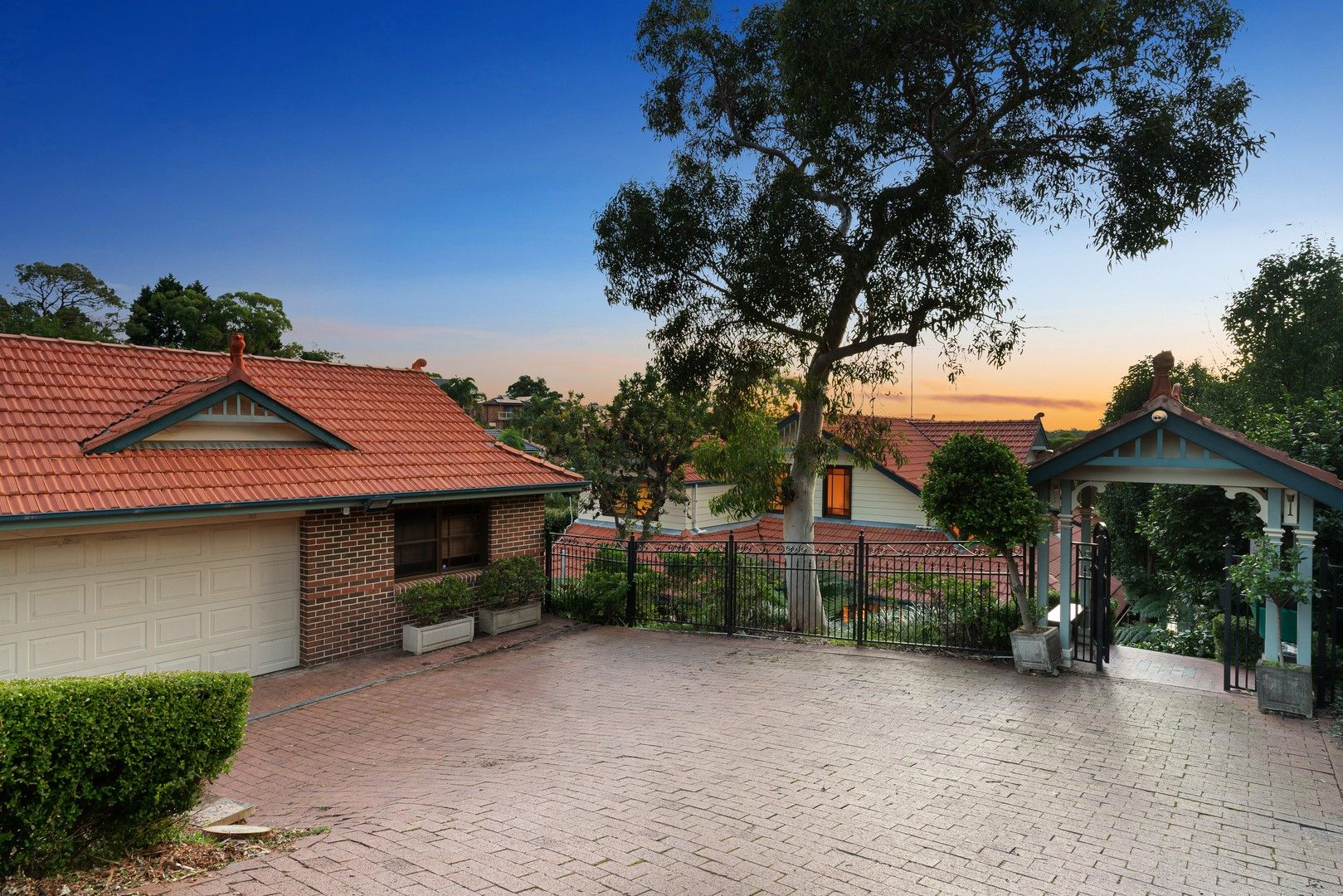 65 Coachwood Crescent, Alfords Point NSW 2234, Image 1