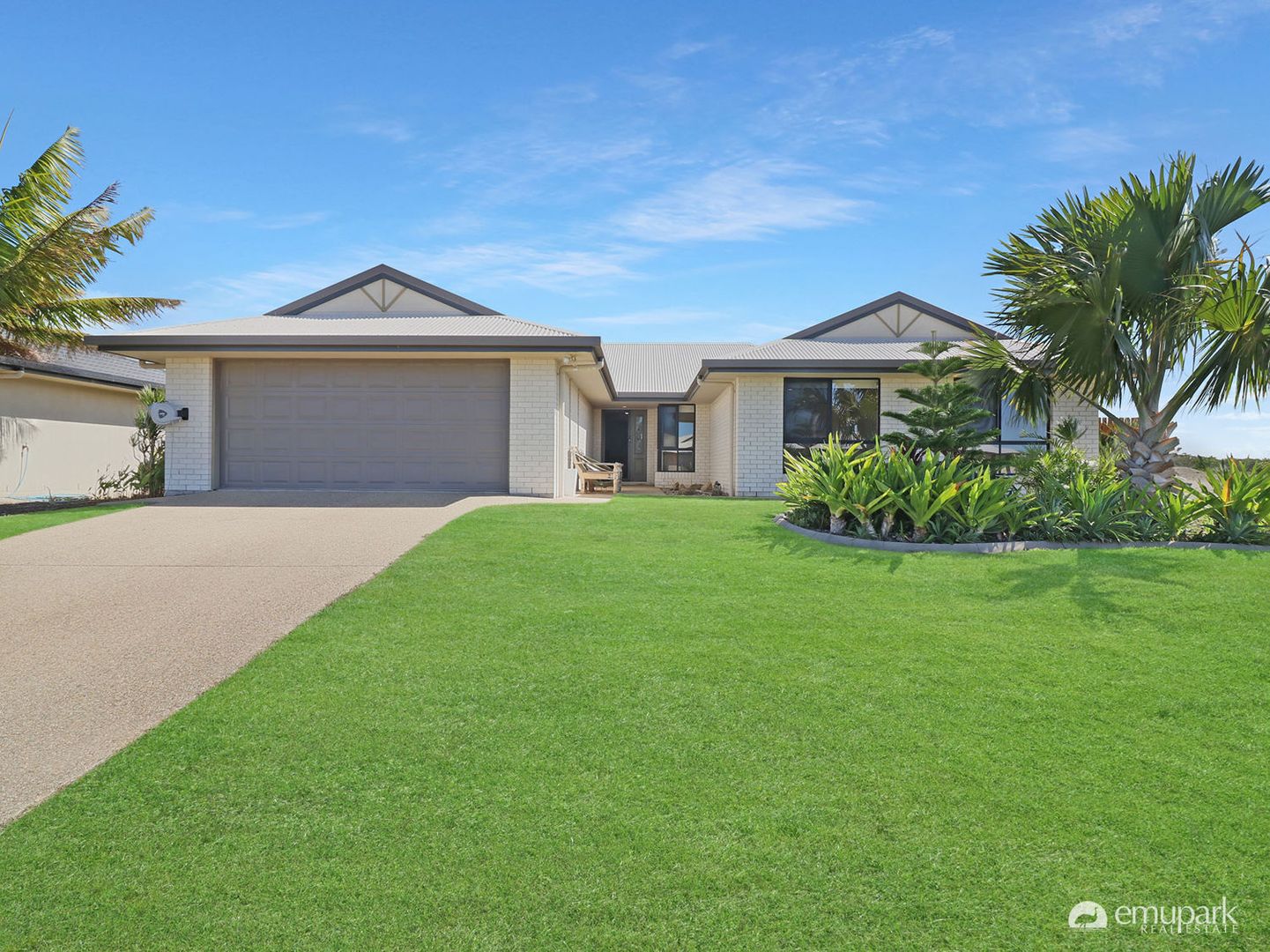 4 bedrooms House in 58 Amalfi Drive ZILZIE QLD, 4710