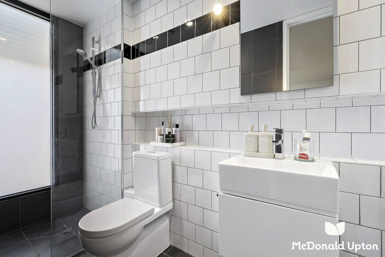 Additional image 5 of 102/324 Pascoe Vale Road, Essendon VIC 3040