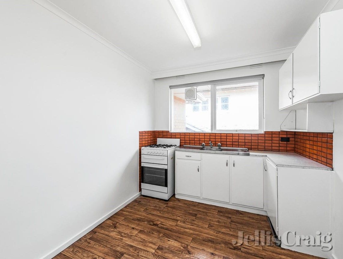 2 bedrooms Apartment / Unit / Flat in 8/245 Murrumbeena Road MURRUMBEENA VIC, 3163