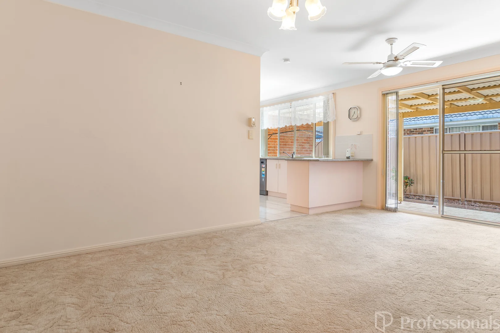 Additional image 4 of 1/30 Pacific Parade, Tuncurry NSW 2428