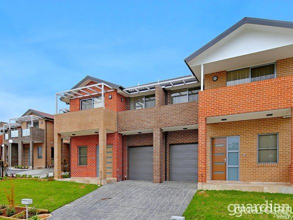 13/2 Cathay Place, Kellyville NSW 2155