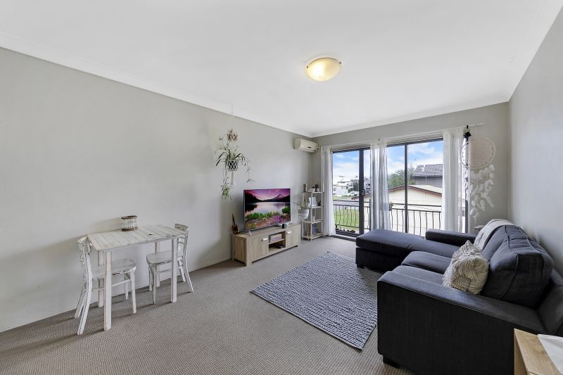1,2,3/22 Coogee Avenue, The Entrance North NSW 2261, Image 2