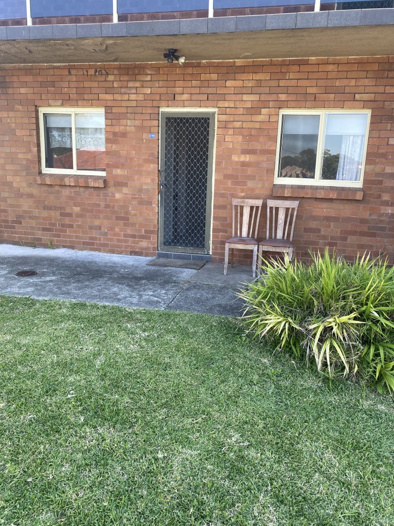 2/66 Denise Street, Lake Heights NSW 2502, Image 1