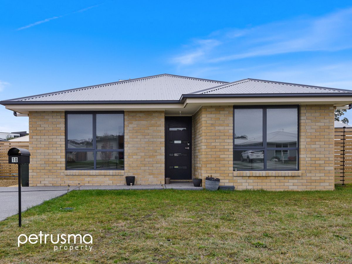 3 bedrooms House in 10 Sweetwater Road MIDWAY POINT TAS, 7171