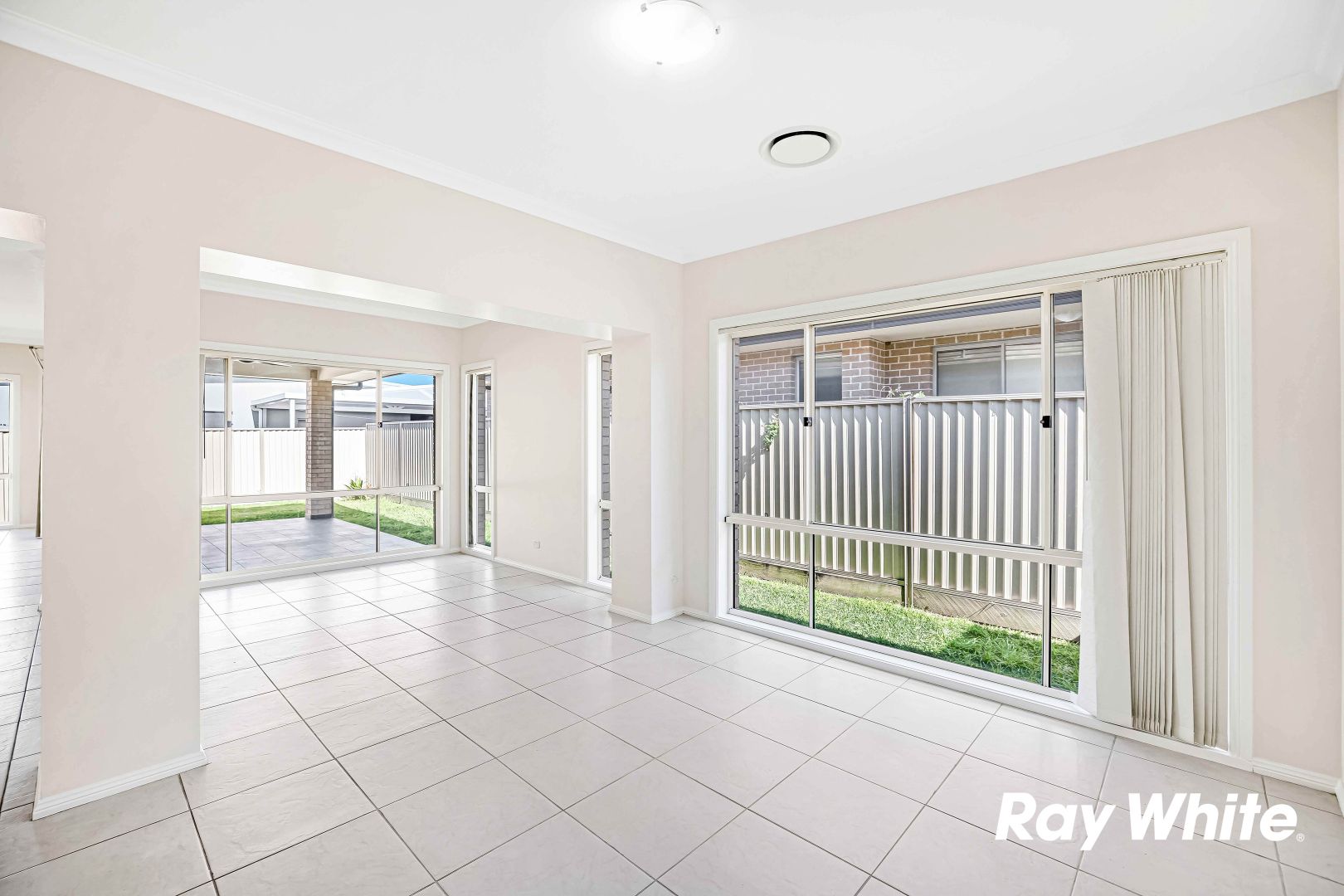 22 Wauchope Road, Carnes Hill NSW 2171, Image 1