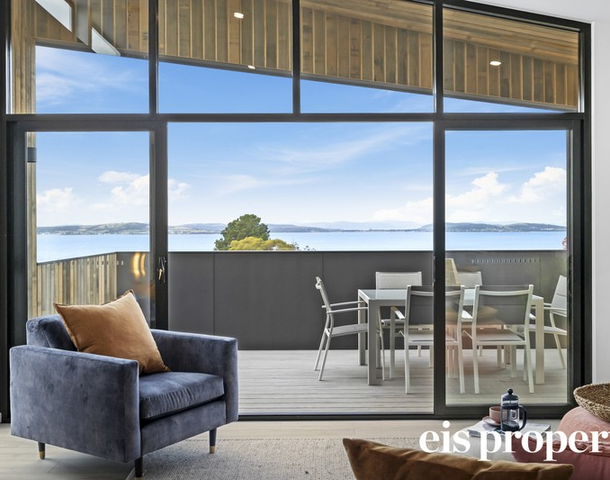 35 Gourlay Street, Blackmans Bay TAS 7052