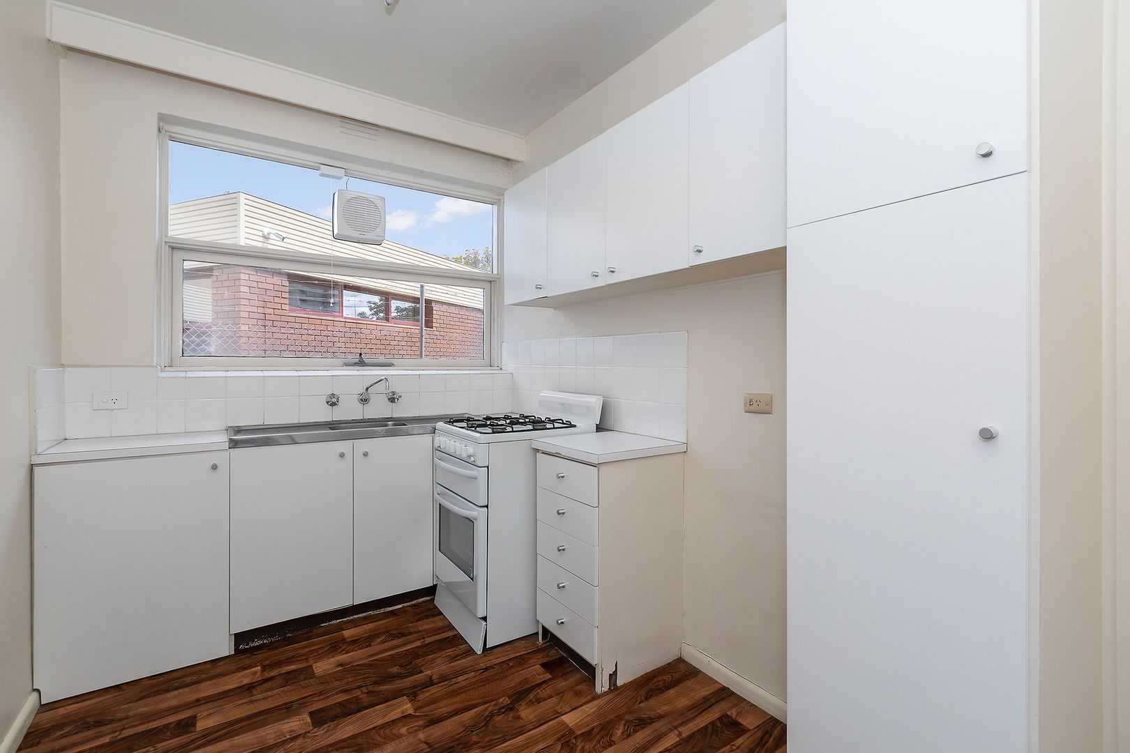 2/10 Charnwood Grove, St Kilda VIC 3182 Apartment For Rent Domain