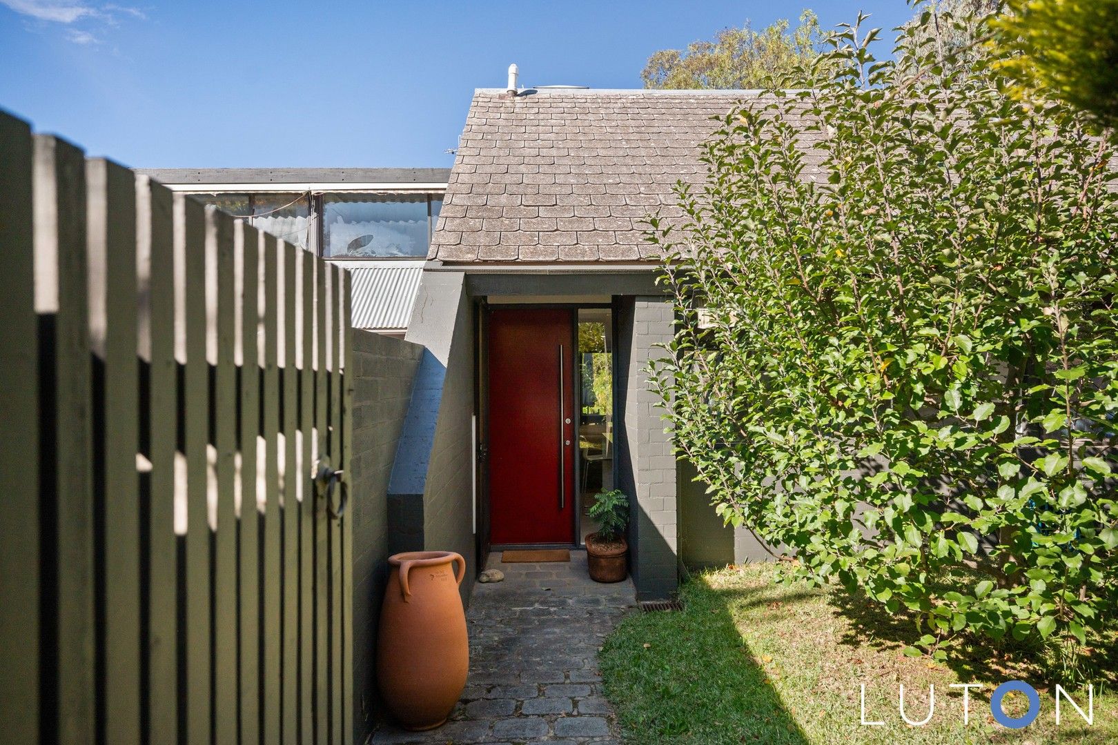 15 Maclachlan Street, Holder ACT 2611, Image 0