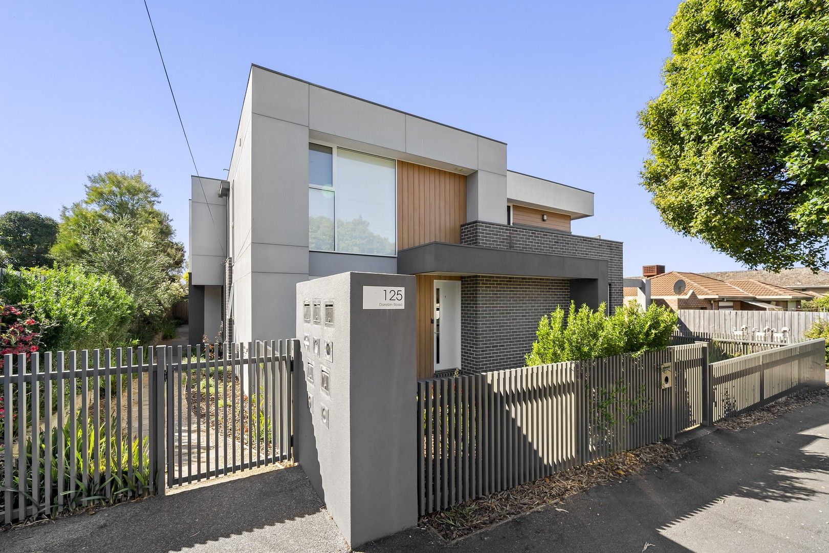 6/125 Darebin Road, Thornbury VIC 3071, Image 2