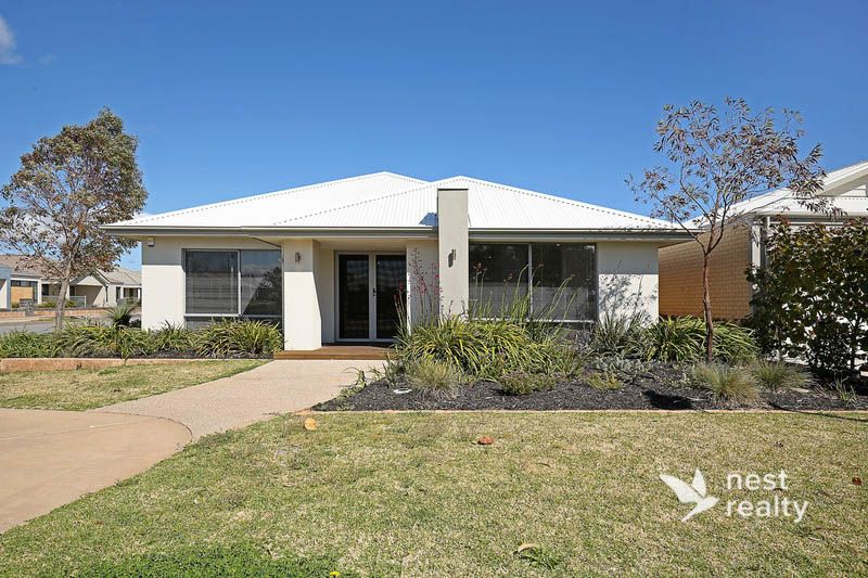 4 bedrooms House in 1 Barron Turn SOUTH YUNDERUP WA, 6208
