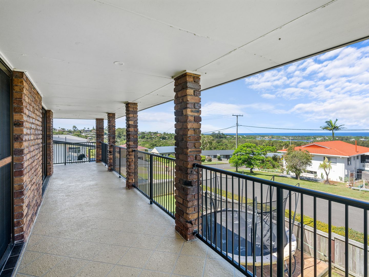 10 Echuca Crescent, Banora Point NSW 2486, Image 1