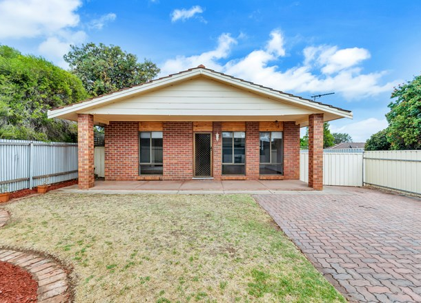 20 Scottsglade Road, Christie Downs SA 5164