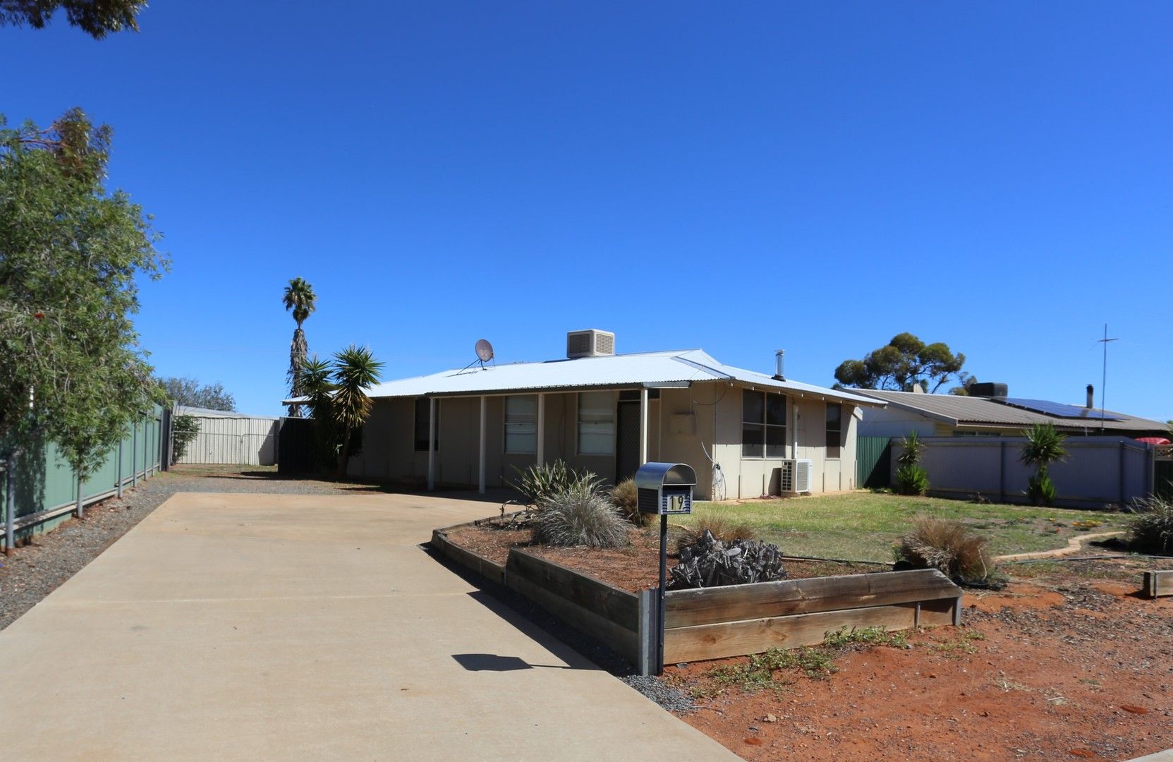 19 Saltbush Road, Kambalda West WA 6442, Image 0