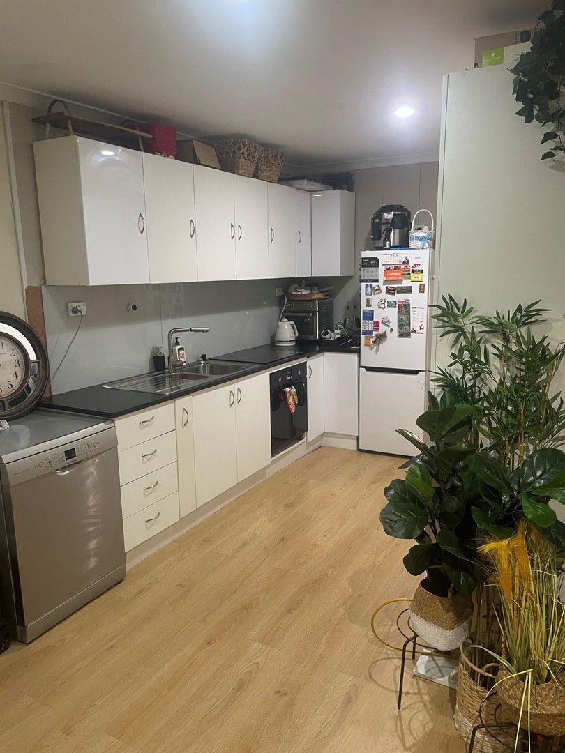 3 bedrooms Villa in 44 Cartmell Way BALGA WA, 6061