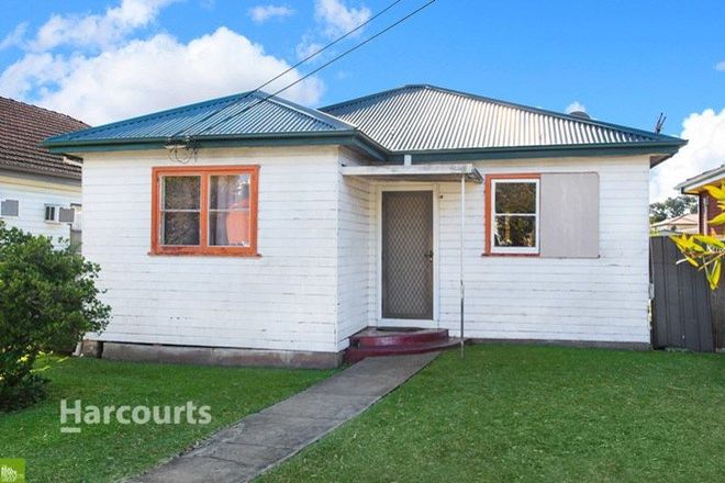 Picture of 38 Baan Baan Street, DAPTO NSW 2530