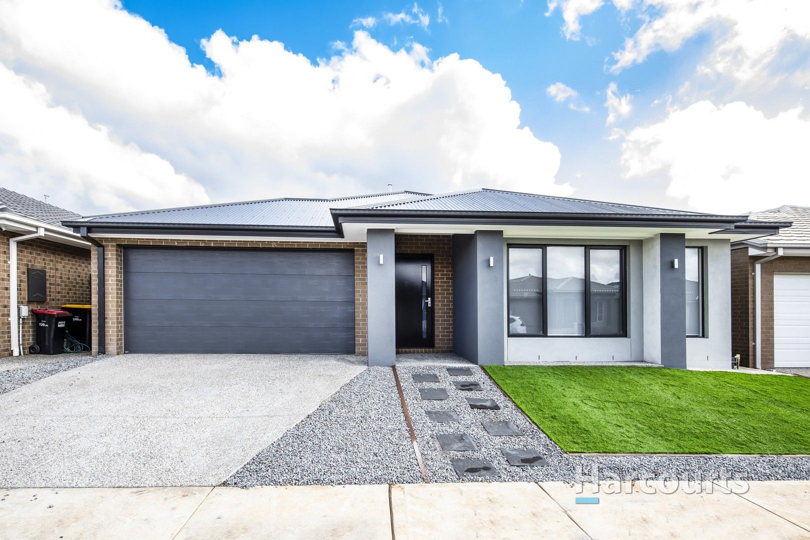 4 bedrooms House in 30 Feathertop Avenue WEIR VIEWS VIC, 3338