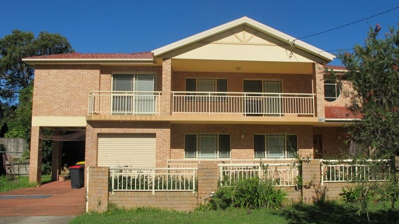 3 bedrooms House in 18D Banks Road EARLWOOD NSW, 2206