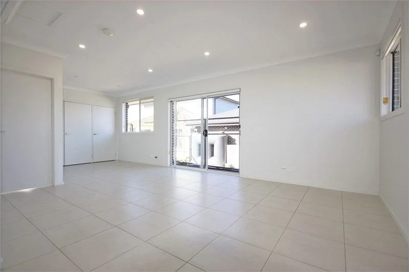 Additional image 6 of 132B Hampshire Boulvervard, Spring Farm NSW 2570