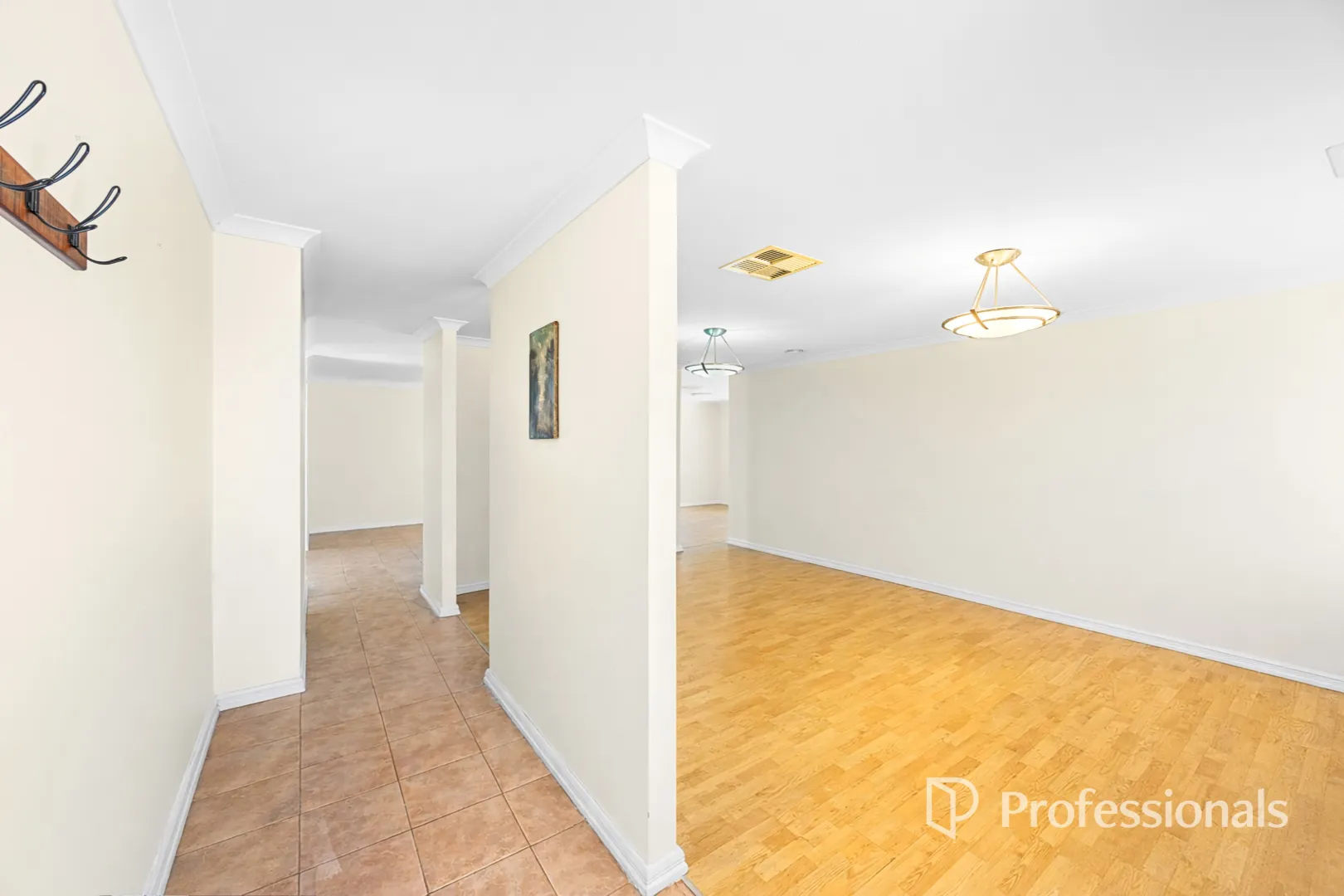 House in Australind - View 3