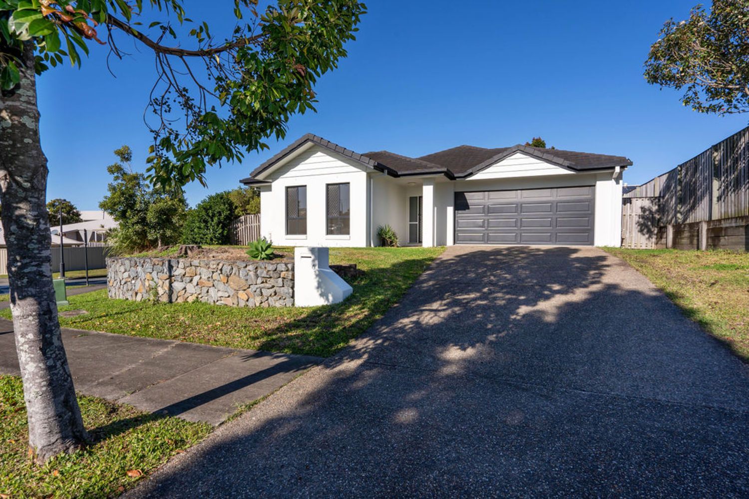 4 bedrooms House in 6 Torrington Street UPPER COOMERA QLD, 4209