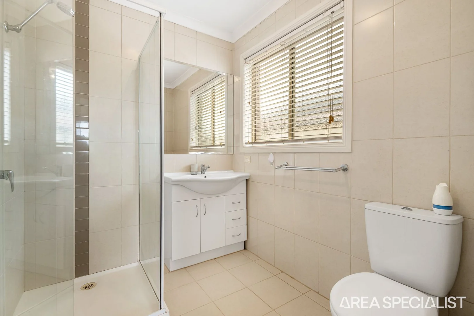 Additional image 7 of 5 Hipwell Court, Lovely Banks VIC 3213