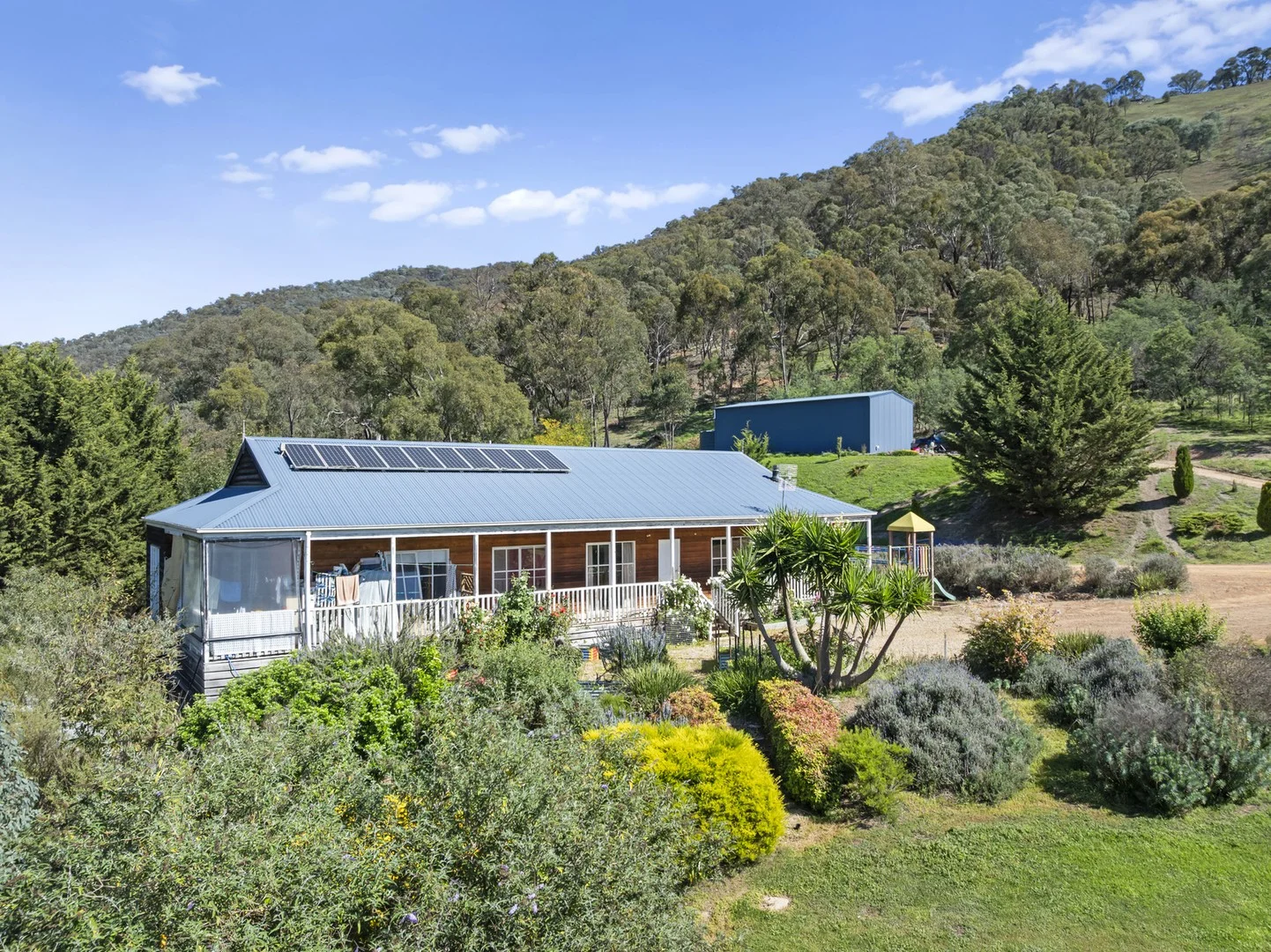 6 Bluegum Crescent, Bonnie Doon VIC 3720