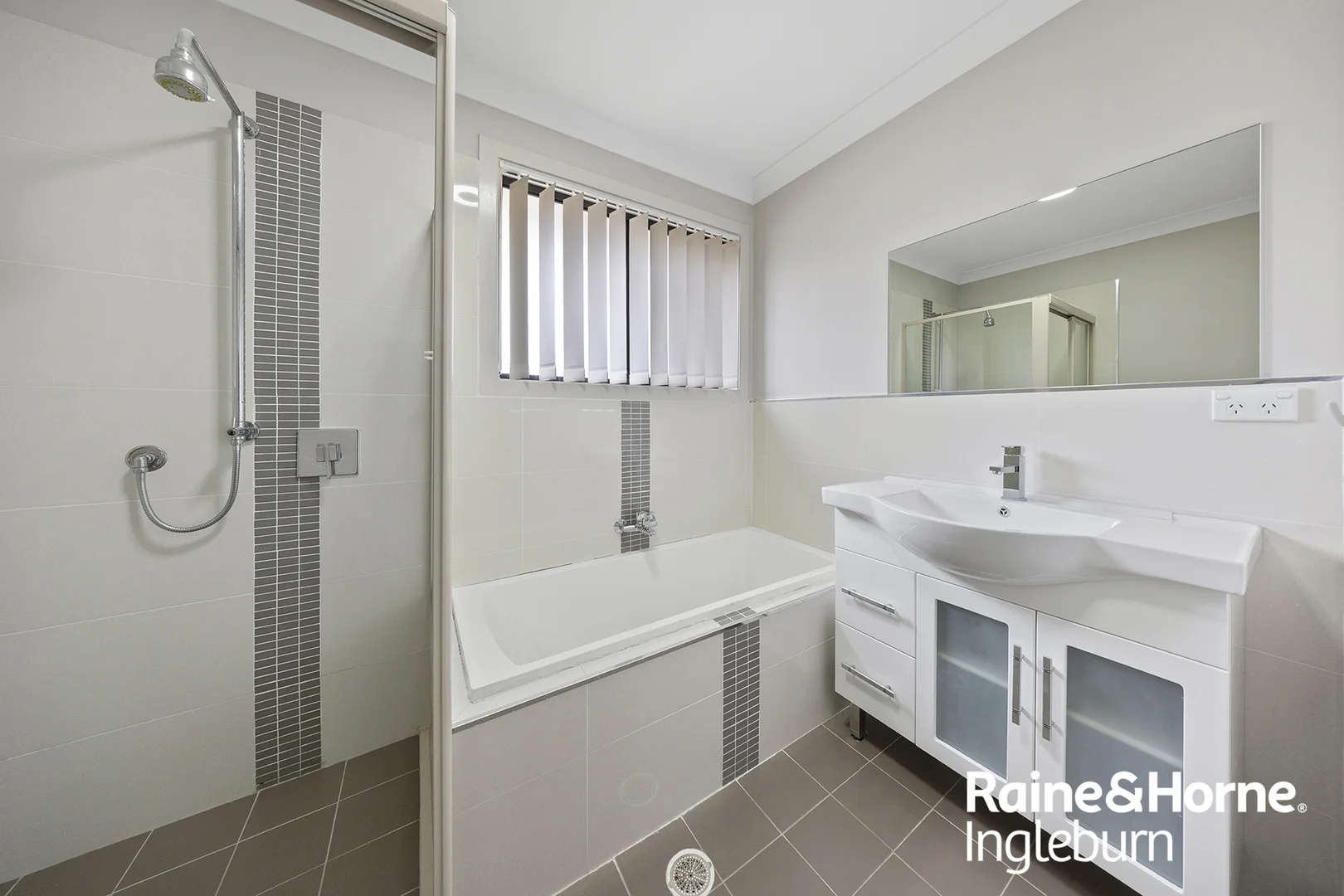 Additional image 9 of 3/39 Surrey Street, Minto NSW 2566