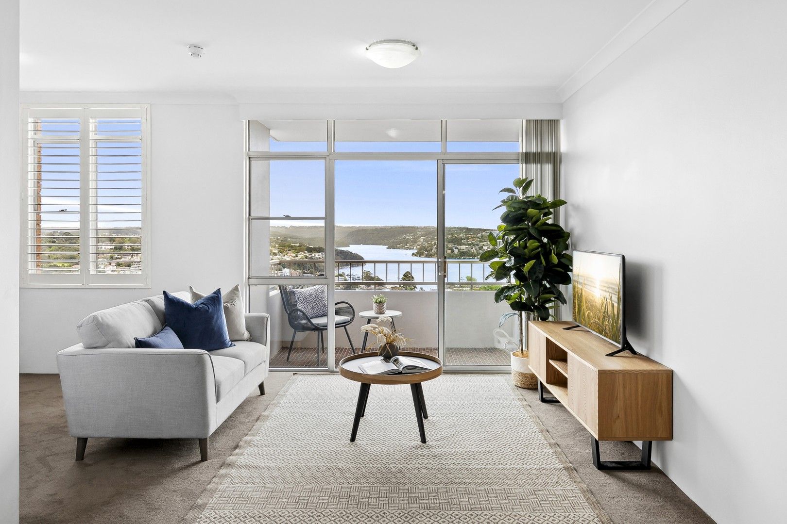 2 bedrooms Apartment / Unit / Flat in 22/3-7 Bariston Avenue CREMORNE NSW, 2090