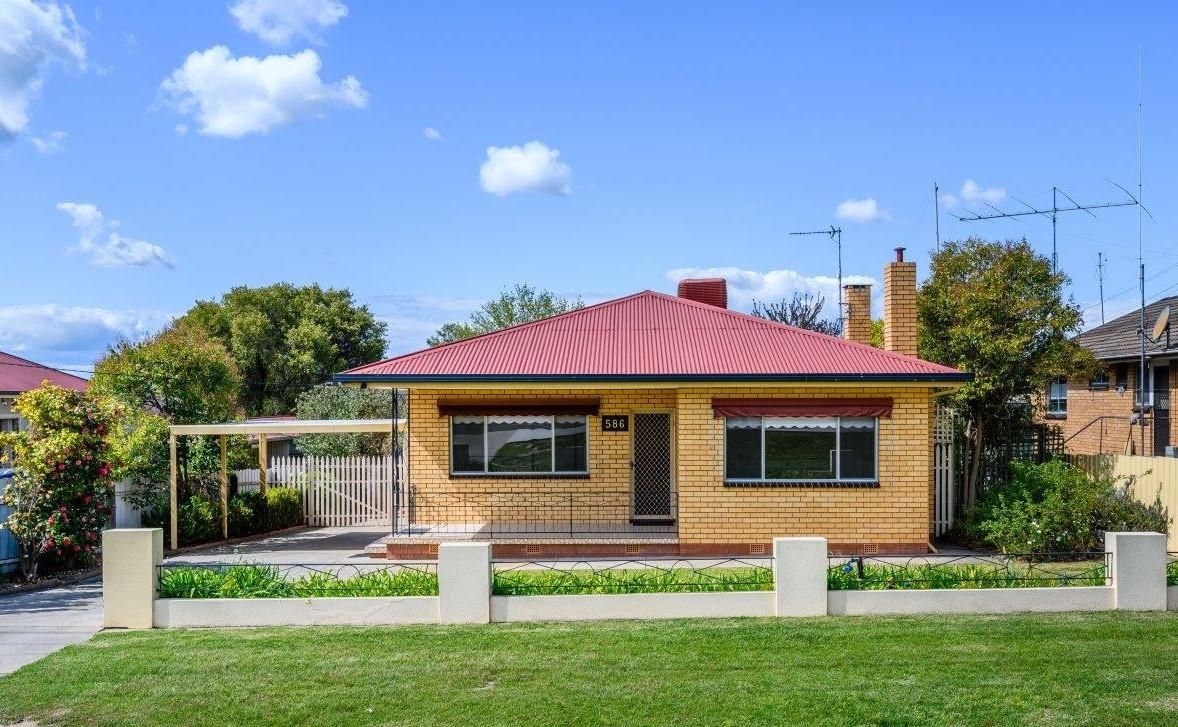 586 East Street, East Albury Property History & Address Research Domain