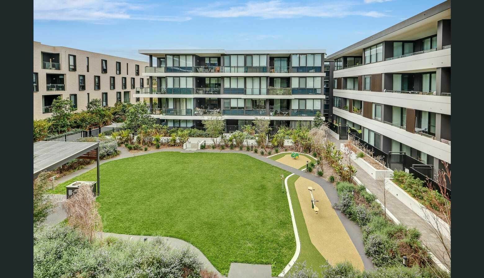 2 bedrooms Apartment / Unit / Flat in  ROUSE HILL NSW, 2155
