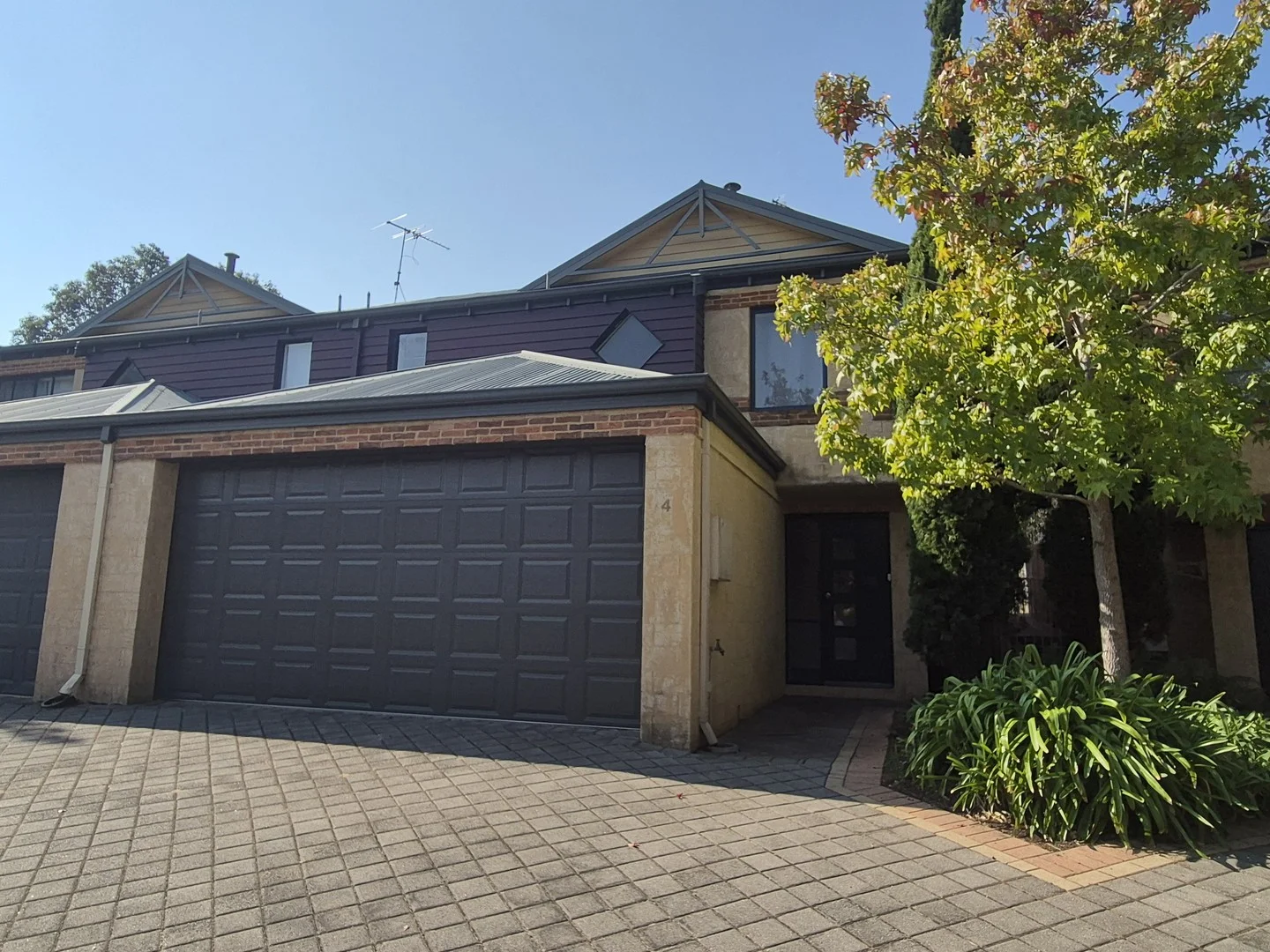 Primary image of 4/18 Acorn Place, Dunsborough WA 6281