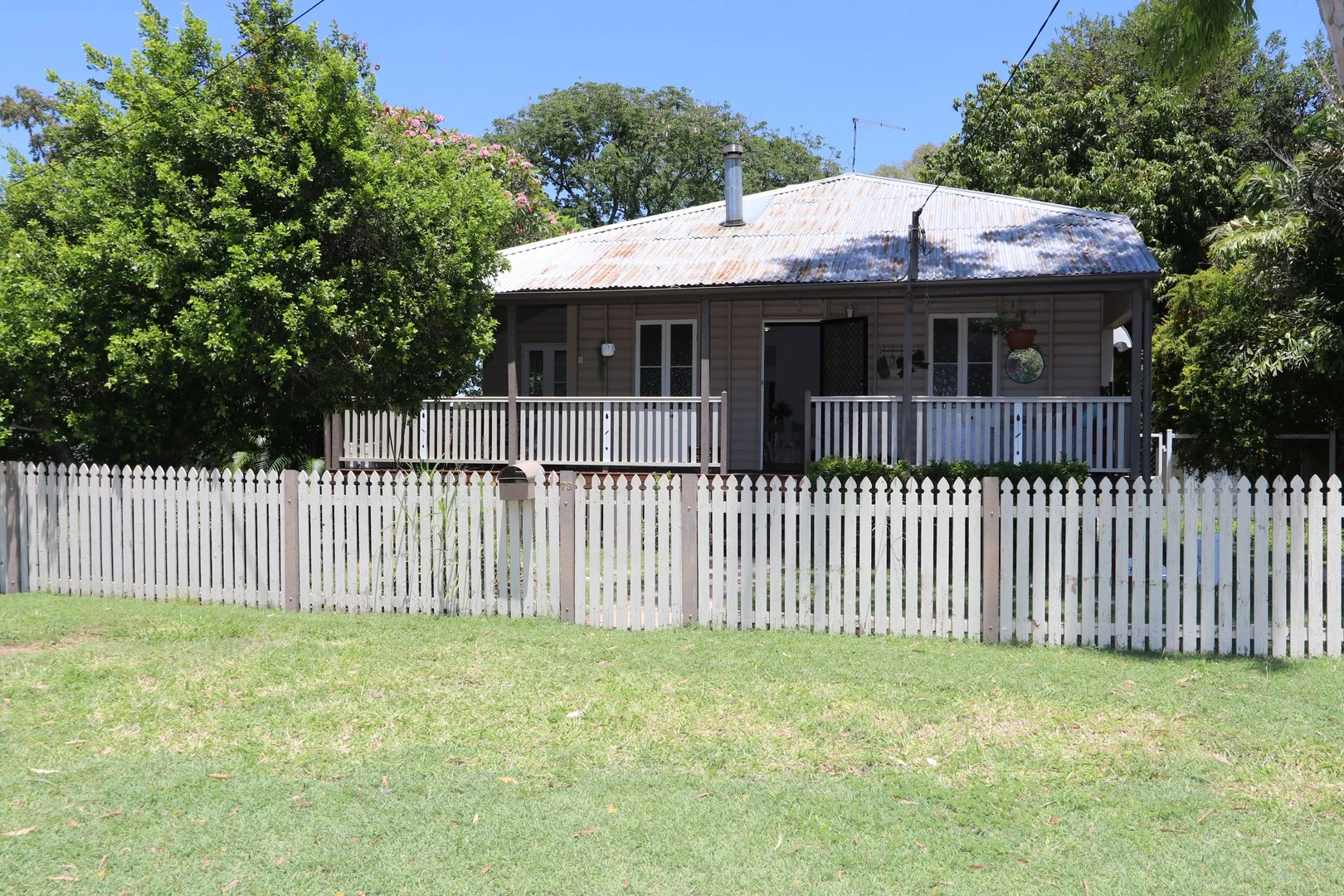 Primary image of 79 Anakie Street, Emerald QLD 4720