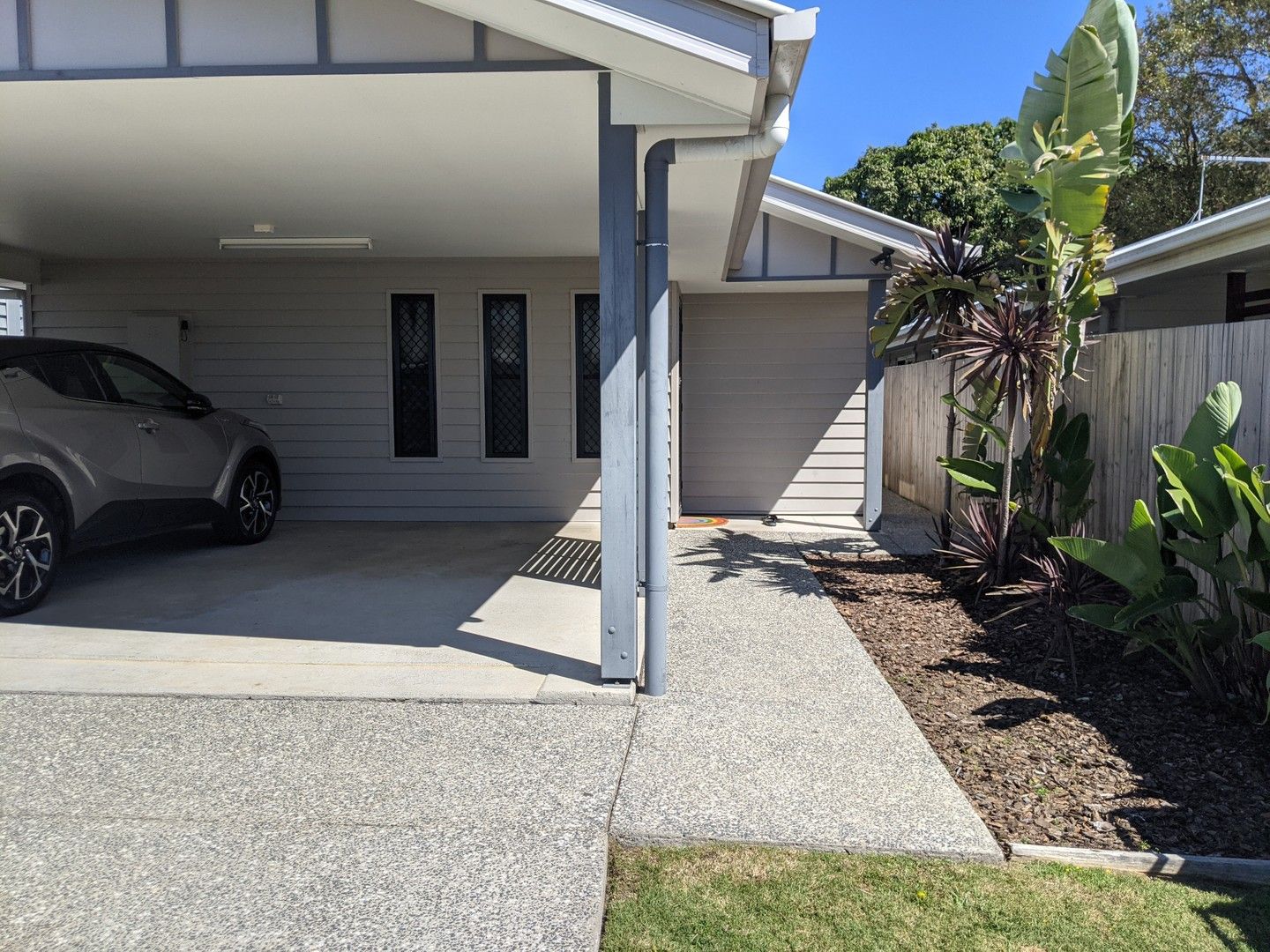 1 bedrooms Apartment / Unit / Flat in 2/135 Singer Street WYNNUM QLD, 4178