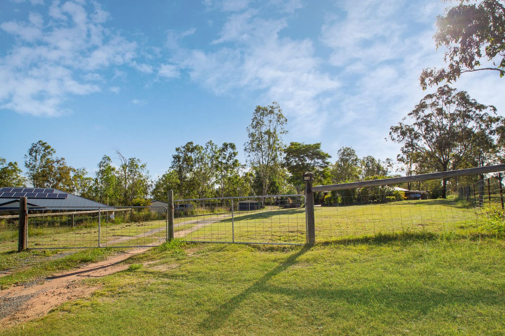 14 Baker Finch Place, Kensington Grove QLD 4341, Image 2