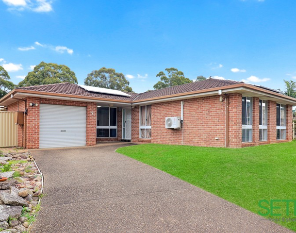 7 Evelyn Place, Glendenning NSW 2761