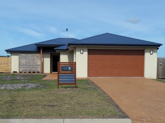 32 Earl Saint Vincent Circuit, Eli Waters QLD 4655