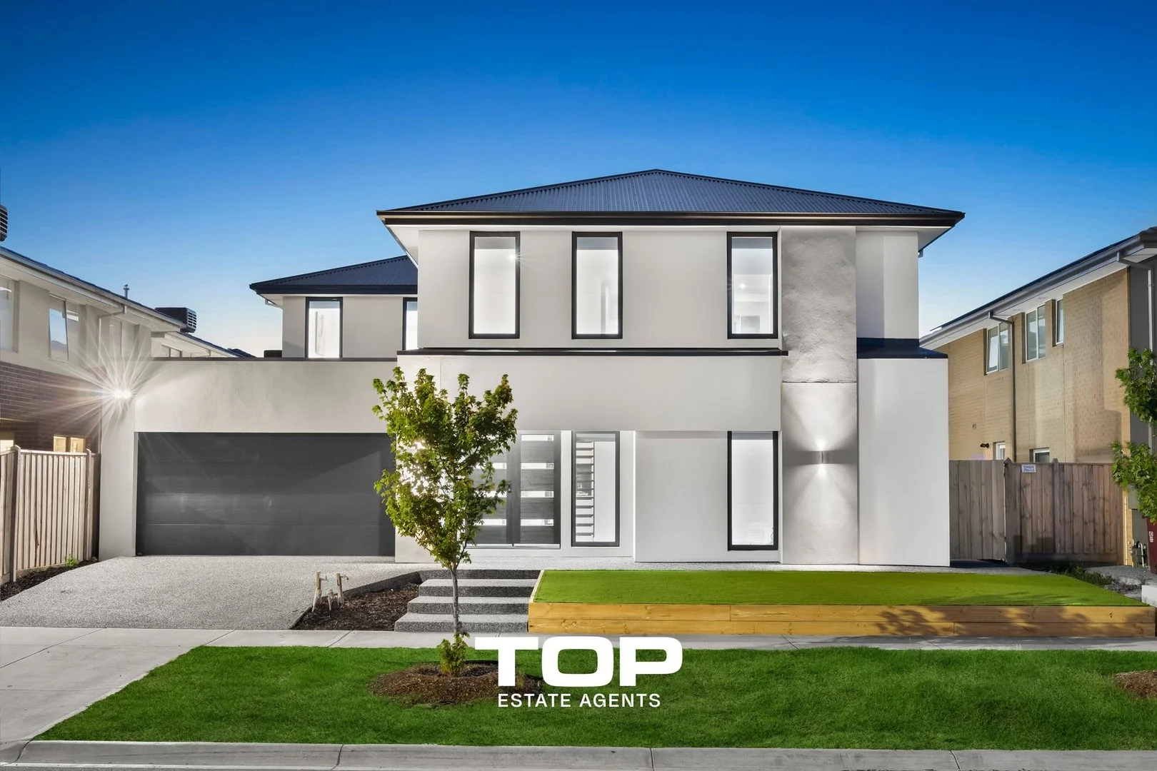 21 Khan Boulevard, Clyde North VIC 3978