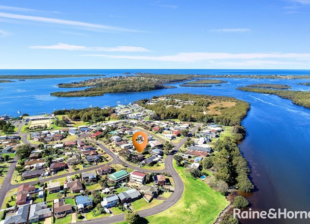 22 Bartlett Drive, Greenwell Point NSW 2540