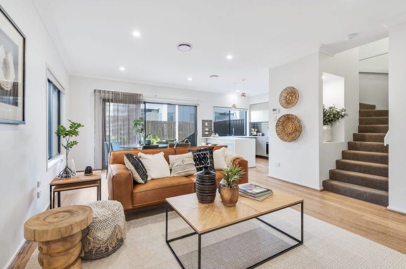 3 bedrooms Townhouse in 3/21 Kersley Road KENMORE QLD, 4069