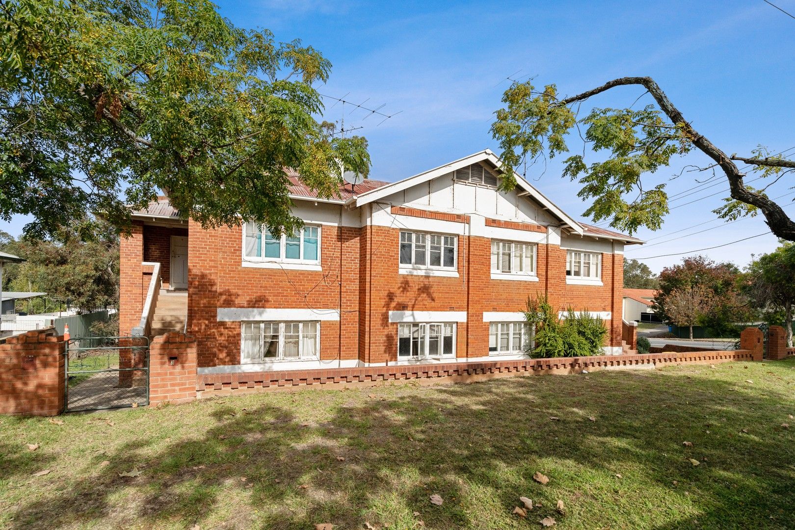 106-108 Larmer Street, Narrandera NSW 2700, Image 0