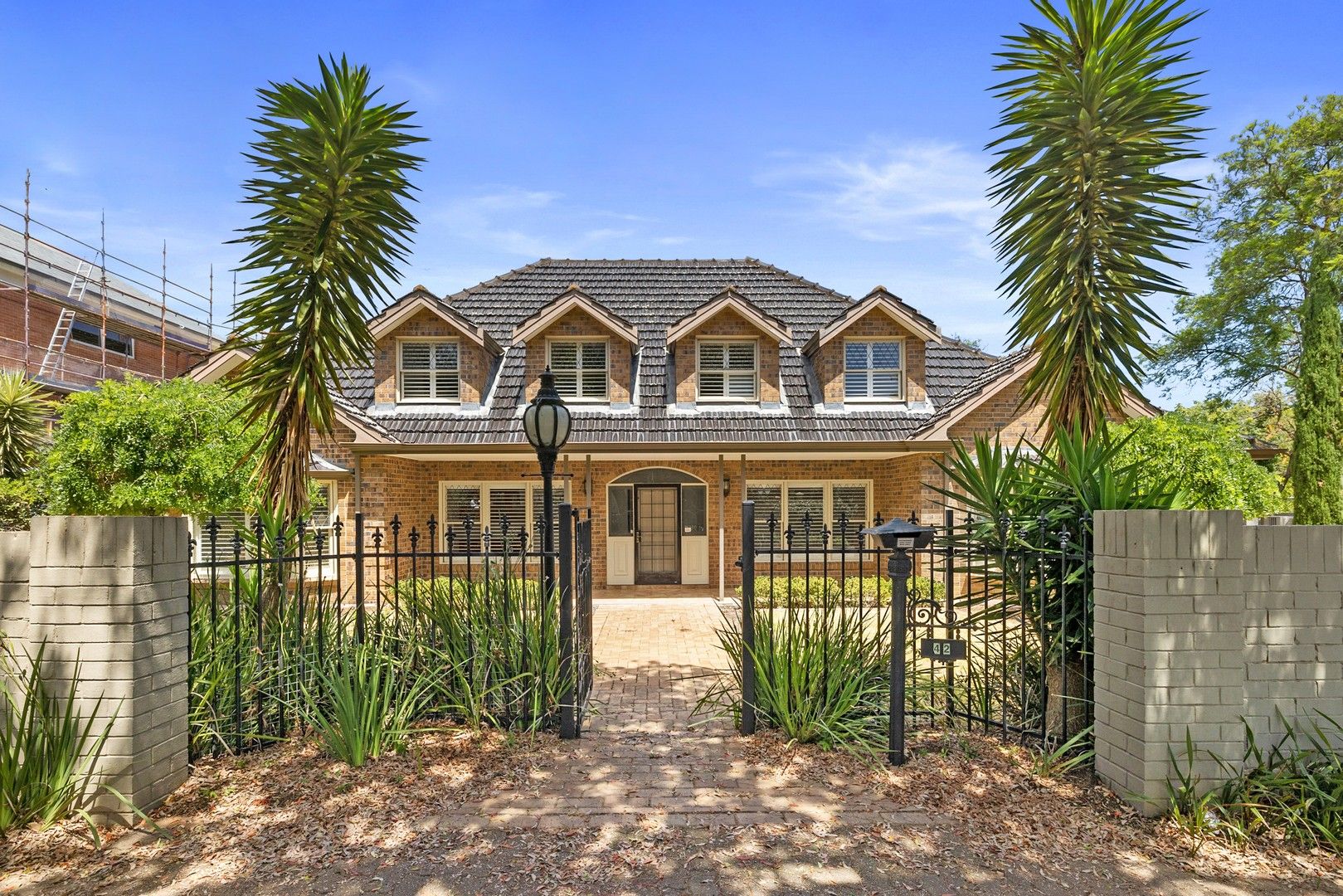 6 bedrooms House in 42 Church Terrace WALKERVILLE SA, 5081