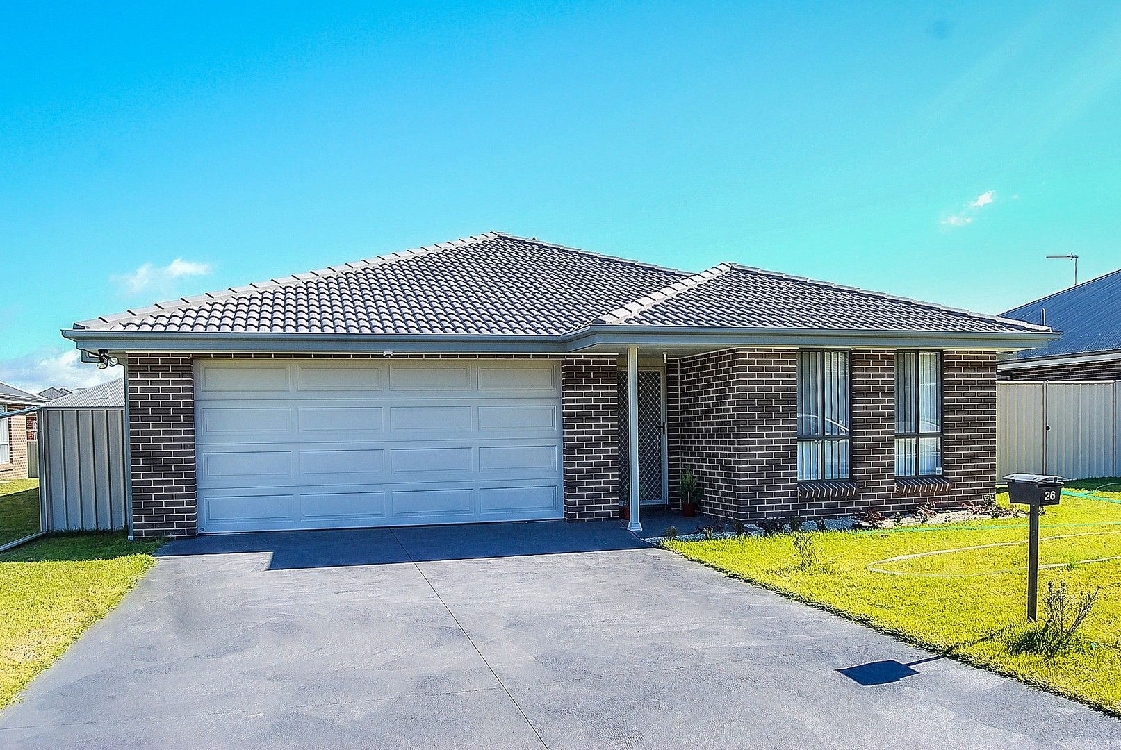 4 bedrooms House in 26 Clem McFawn Place ORANGE NSW, 2800
