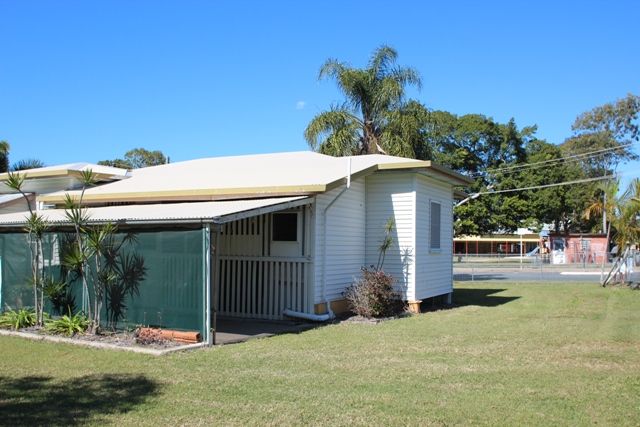 3 bedrooms House in 1 Pine Street ANDERGROVE QLD, 4740