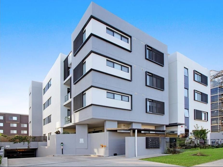 2 bedrooms Apartment / Unit / Flat in 402/290 Great Western Highway WENTWORTHVILLE NSW, 2145