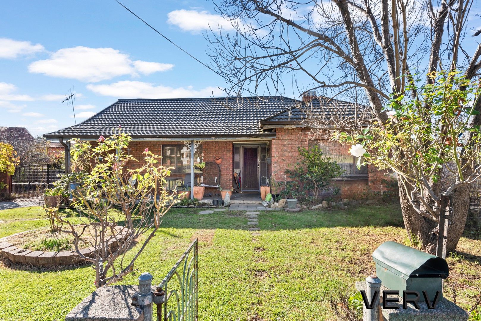 19 O'Hanlon Road, Queanbeyan NSW 2620, Image 0