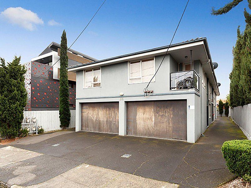 2 bedrooms Apartment / Unit / Flat in 4/38 The Avenue ST KILDA EAST VIC, 3183