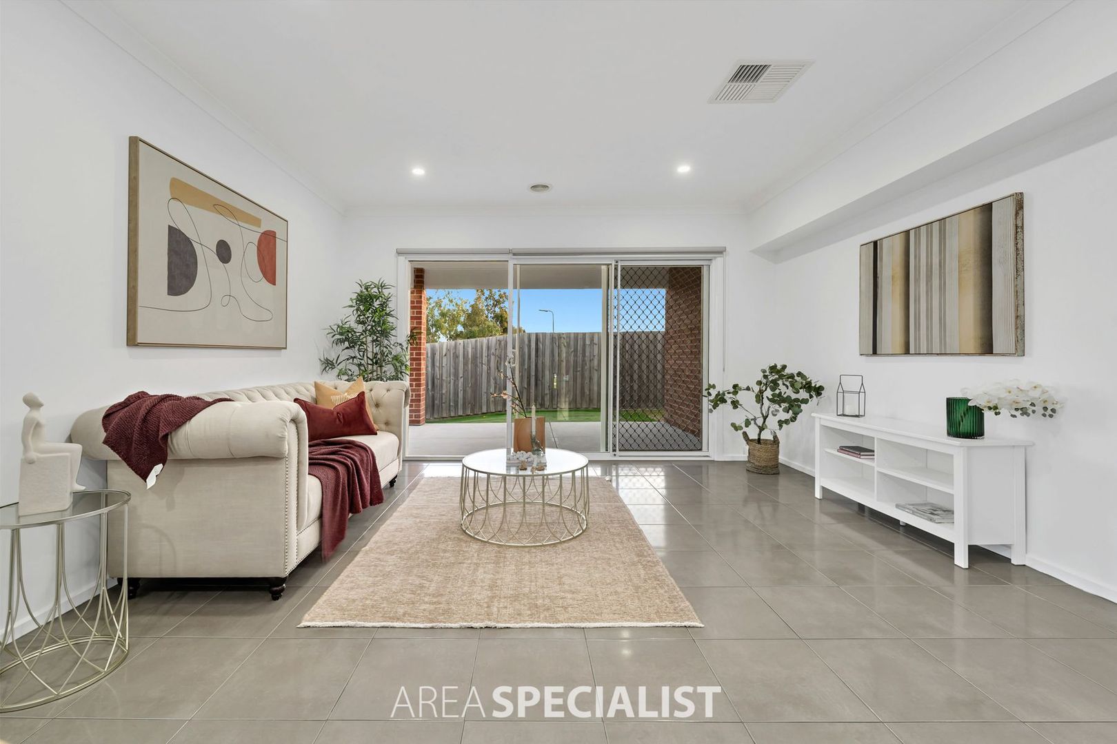 32 Chevrolet Road, Cranbourne East VIC 3977, Image 1