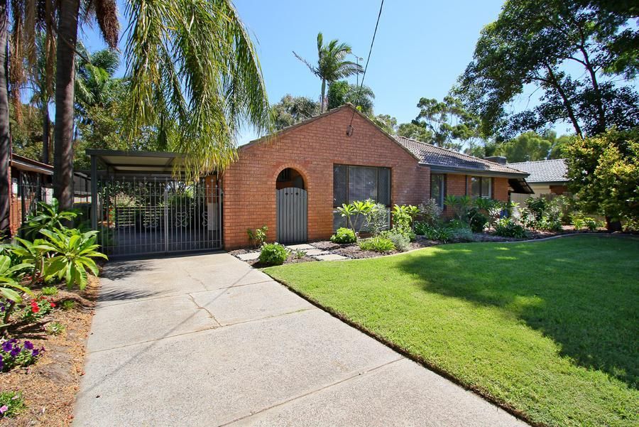 11 Redross Court, Armadale WA 6112 House For Sale Domain